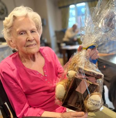 Claridge Place Care Home Launches Forget Me Not Café 9 2 1003x1024 1