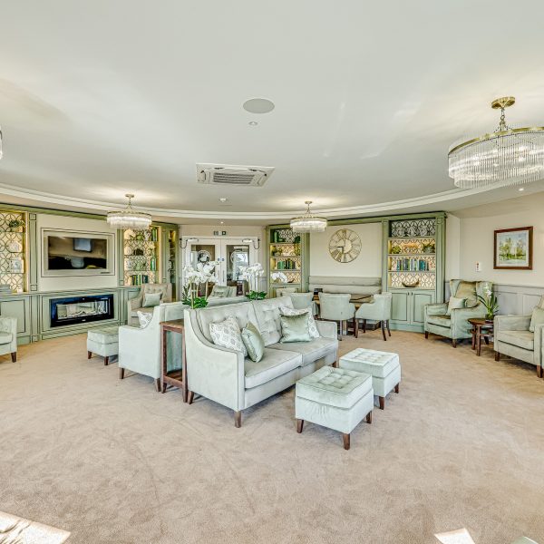 Green lounge