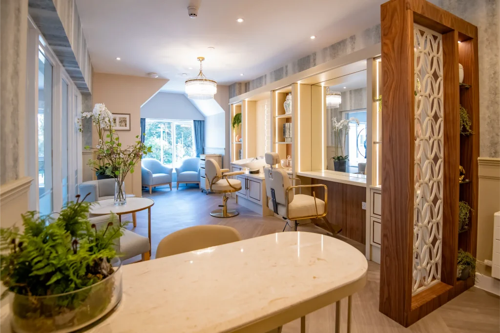 Bellerose Manor 388